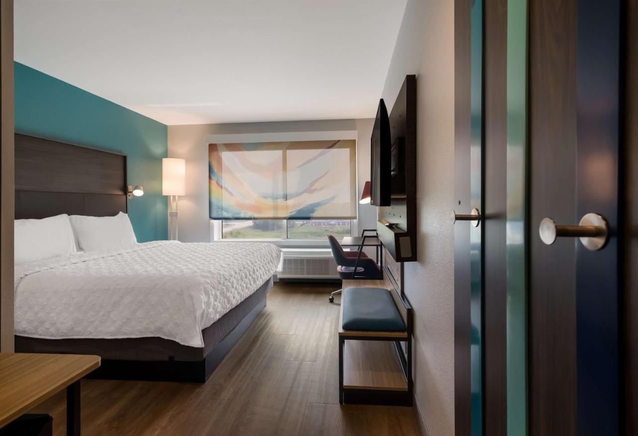 Tru By Hilton Novi Detroit Hotell Exteriör bild