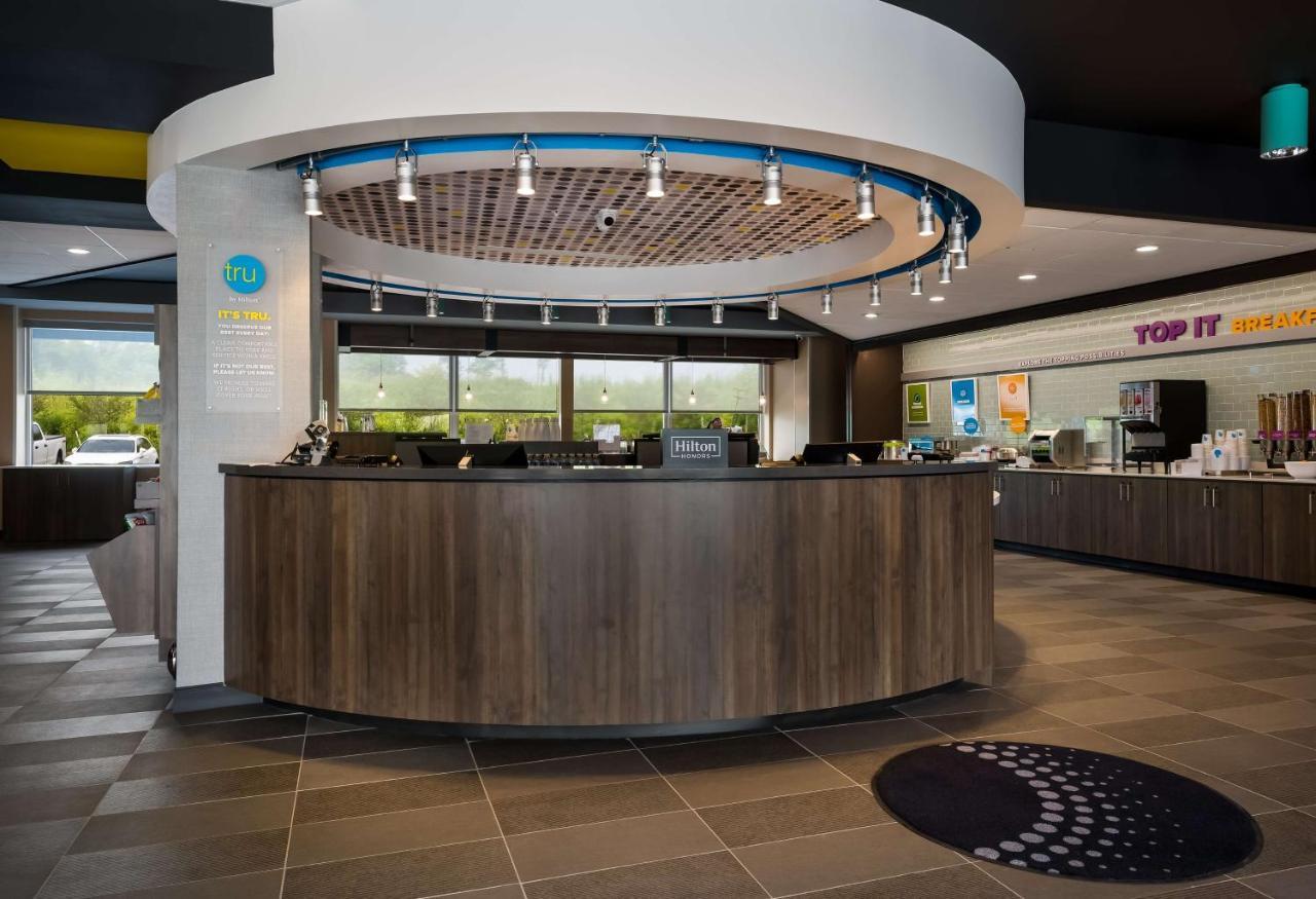 Tru By Hilton Novi Detroit Hotell Exteriör bild