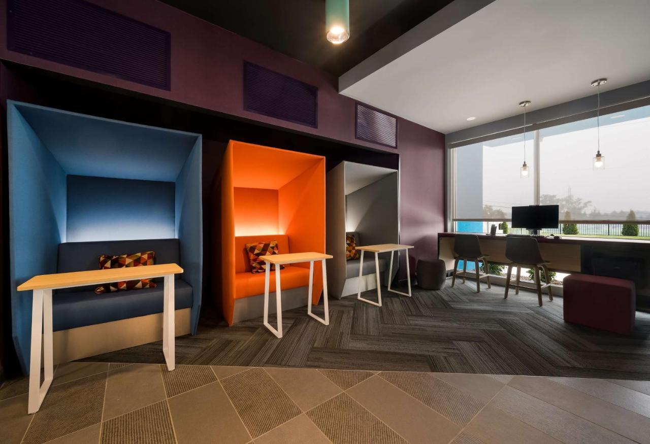 Tru By Hilton Novi Detroit Hotell Exteriör bild