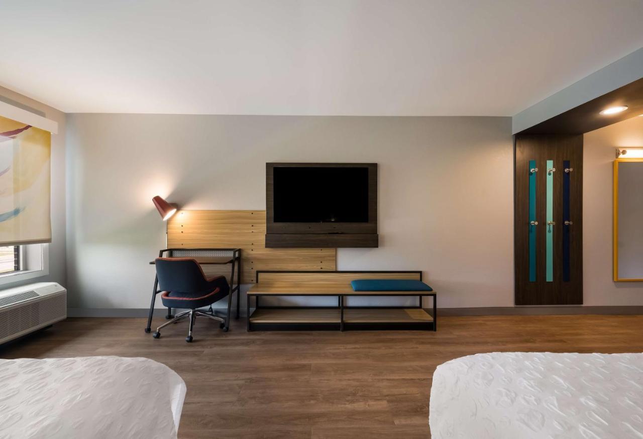 Tru By Hilton Novi Detroit Hotell Exteriör bild